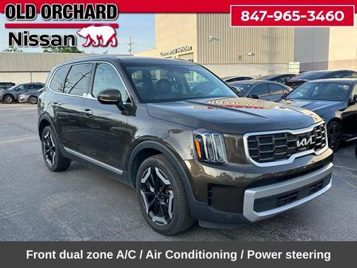 Dark Moss 2023 Kia Telluride S