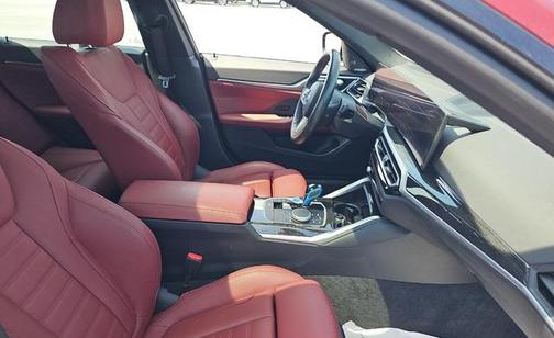 Aventurin Red Metallic 2023 BMW i4 Gran Coupe M50