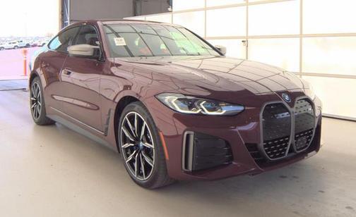 Aventurin Red Metallic 2023 BMW i4 Gran Coupe M50