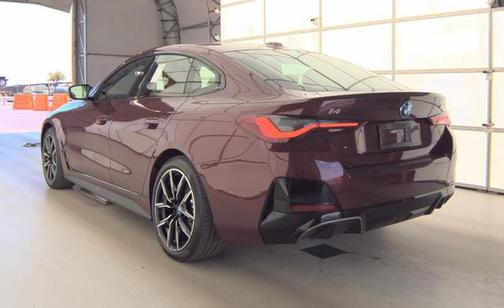 Aventurin Red Metallic 2023 BMW i4 Gran Coupe M50