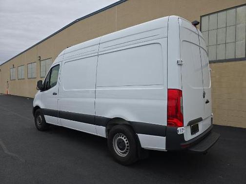 2024 Mercedes-Benz Sprinter 2500 Standard Roof