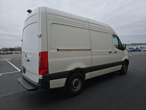 2024 Mercedes-Benz Sprinter 2500 Standard Roof