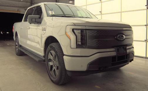 2023 Ford F-150 Lightning XLT