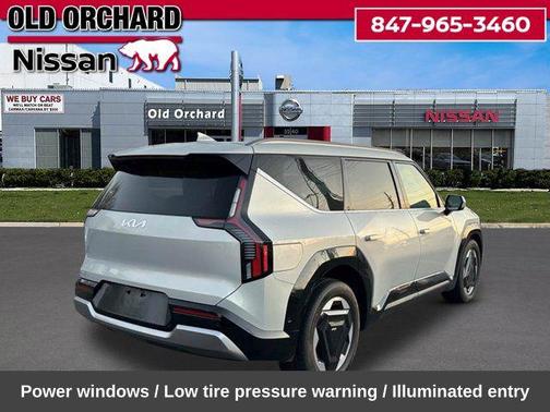 Ivory Silver 2024 Kia EV9 Land