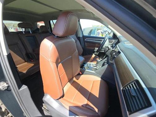 2022 Volkswagen Atlas 3.6L SE w/Technology