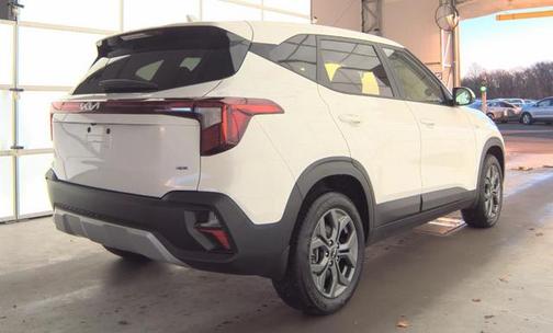 2024 Kia Seltos LX
