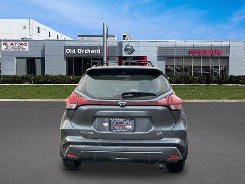 2024 Nissan Kicks SR