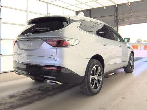 2022 Buick Enclave AWD Essence