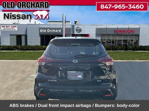 Super Black 2024 Nissan Kicks SR