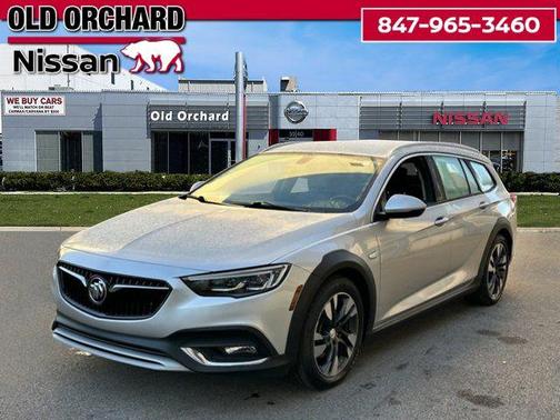 2019 Buick Regal TourX AWD Essence