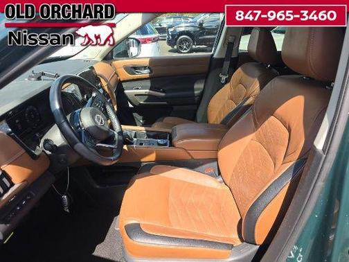 2022 Nissan Pathfinder Platinum 4WD