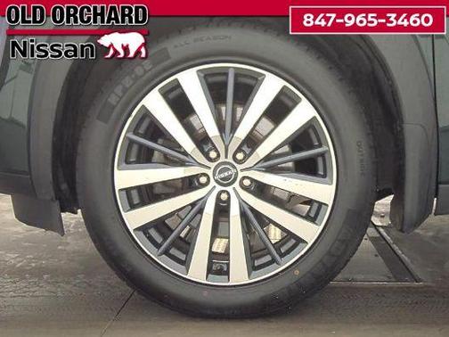 2022 Nissan Pathfinder Platinum 4WD