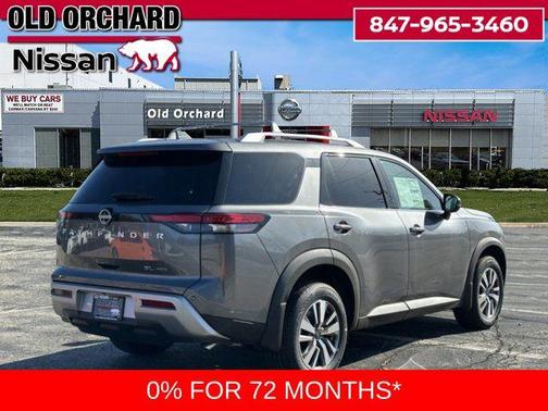 2025 Nissan Pathfinder SL 4WD