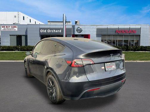 2024 Tesla Model Y Long Range Dual Motor All-Wheel Drive
