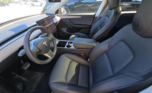 2024 Tesla Model Y Long Range Dual Motor All-Wheel Drive