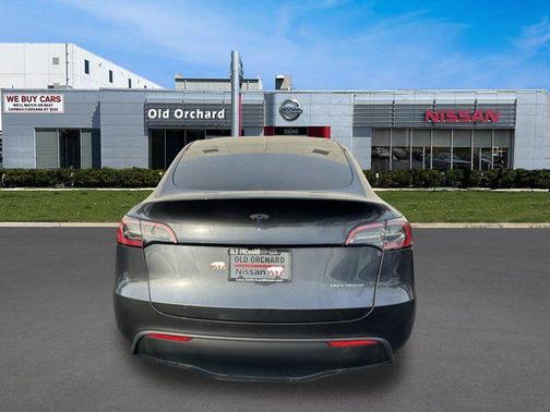 2024 Tesla Model Y Long Range Dual Motor All-Wheel Drive