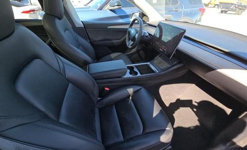 2024 Tesla Model Y Long Range Dual Motor All-Wheel Drive