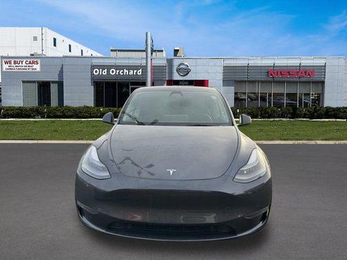 2024 Tesla Model Y Long Range Dual Motor All-Wheel Drive