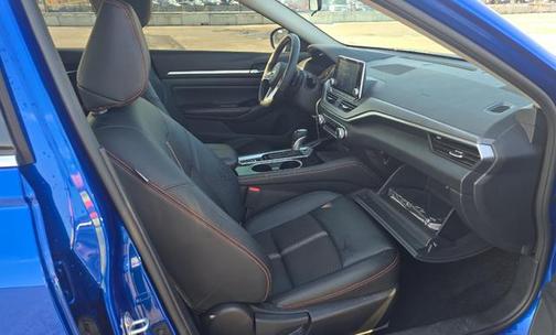 2025 Nissan Altima SR AWD