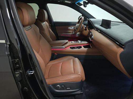 2023 Genesis GV70 2.5T AWD