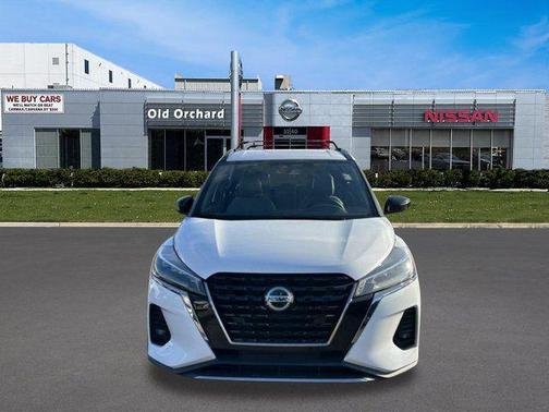 Fresh Powder 2021 Nissan Kicks SR