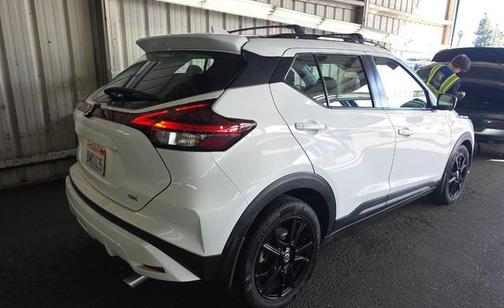Fresh Powder 2021 Nissan Kicks SR