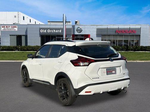 Fresh Powder 2021 Nissan Kicks SR