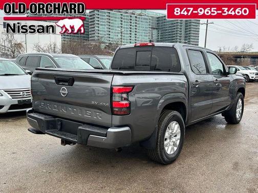 2022 Nissan Frontier SV