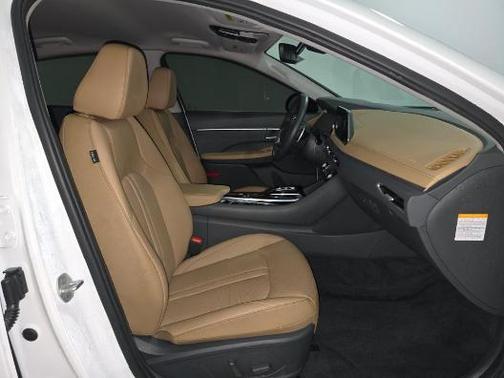 2021 Hyundai SONATA Limited 2.0T