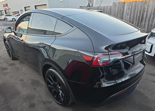 2023 Tesla Model Y Long Range Dual Motor All-Wheel Drive