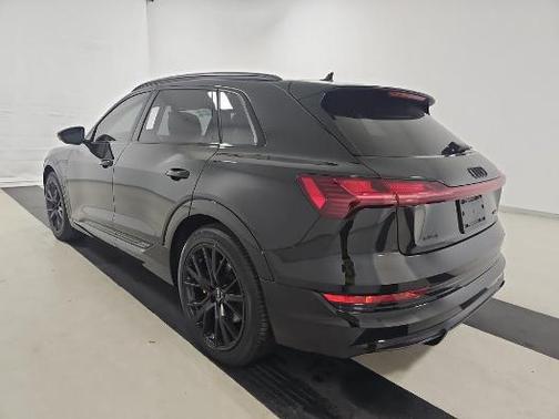 2023 Audi e-tron Premiumwe