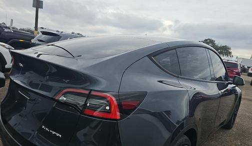 2021 Tesla Model Y Long Range Dual Motor All-Wheel Drive