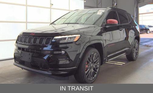 Diamond Black Crystal Pearlcoat 2023 Jeep Compass (RED) Edition 4x4