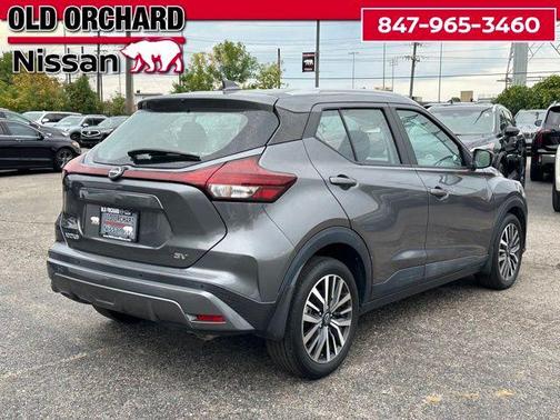 2022 Nissan Kicks SV