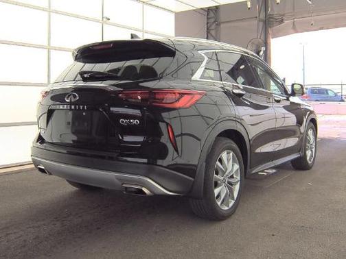 2022 INFINITI QX50 ESSENTIAL AWD