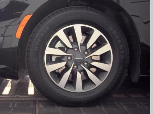 2022 Chrysler Pacifica Hybrid Touring L