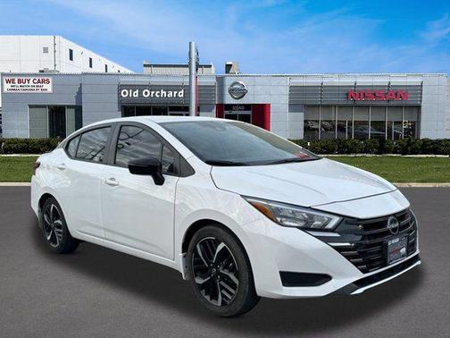 Aspen White Tricoat 2023 Nissan Versa 1.6 S