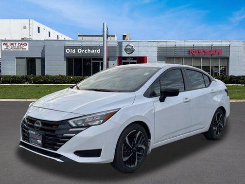 Aspen White Tricoat 2023 Nissan Versa 1.6 S