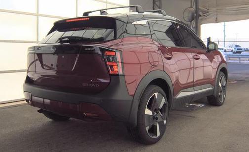 Scarlet Ember Tintcoat/Super Black 2025 Nissan Kicks SR