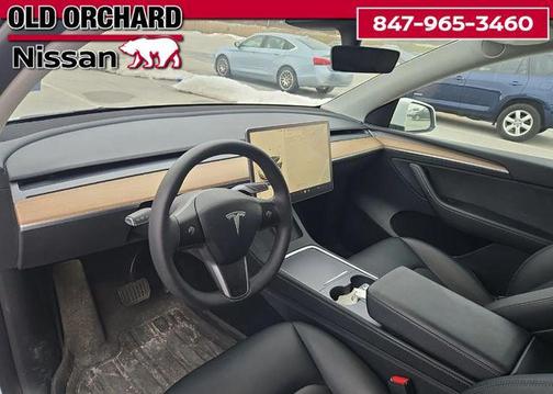 2022 Tesla Model Y Long Range Dual Motor All-Wheel Drive