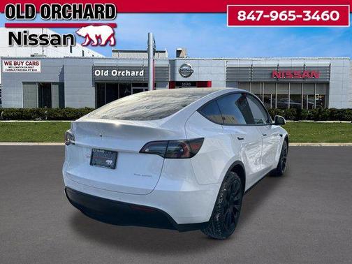 2022 Tesla Model Y Long Range Dual Motor All-Wheel Drive