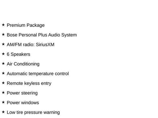 2022 Nissan Kicks SR