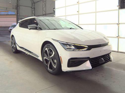 Snow White Pearl 2022 Kia EV6 GT-Line