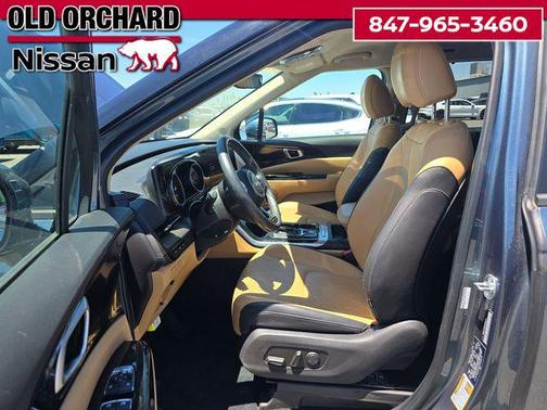 2024 Kia Carnival EX