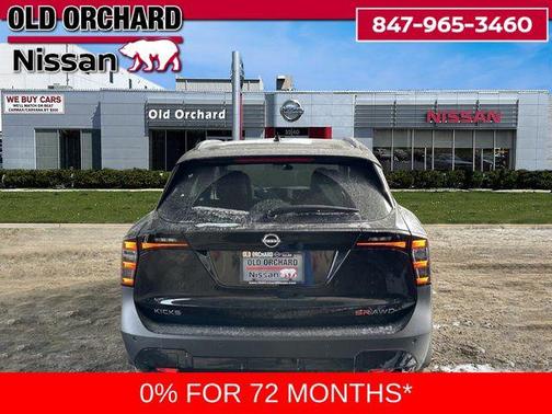 2025 Nissan Kicks SR