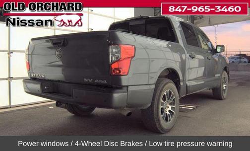 2023 Nissan Titan SV