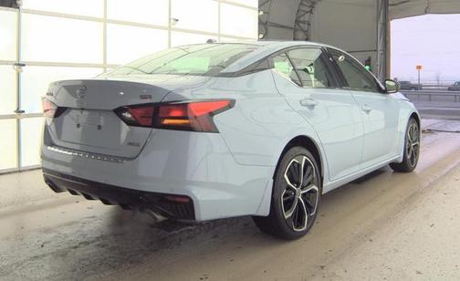 2023 Nissan Altima SR Intelligent AWD