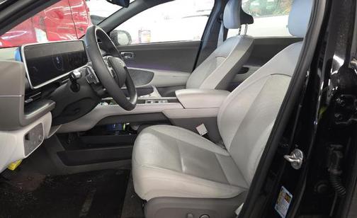 Onyx Black 2024 Hyundai IONIQ 6 SEL