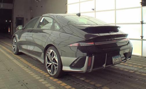Onyx Black 2024 Hyundai IONIQ 6 SEL