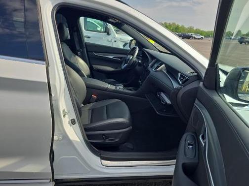 2024 INFINITI QX55 LUXE